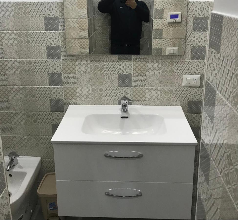 לינה וארוחת בוקר נאפולי Mignone Luxury House מראה חיצוני תמונה