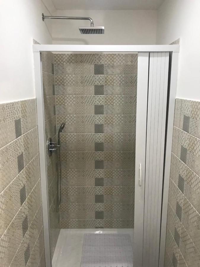 לינה וארוחת בוקר נאפולי Mignone Luxury House מראה חיצוני תמונה