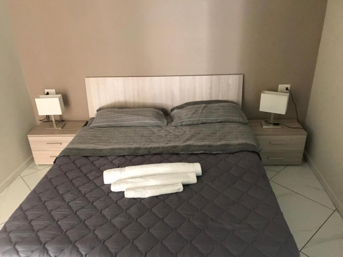 לינה וארוחת בוקר נאפולי Mignone Luxury House מראה חיצוני תמונה