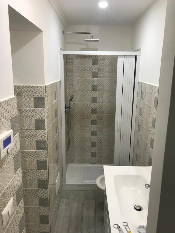 לינה וארוחת בוקר נאפולי Mignone Luxury House מראה חיצוני תמונה