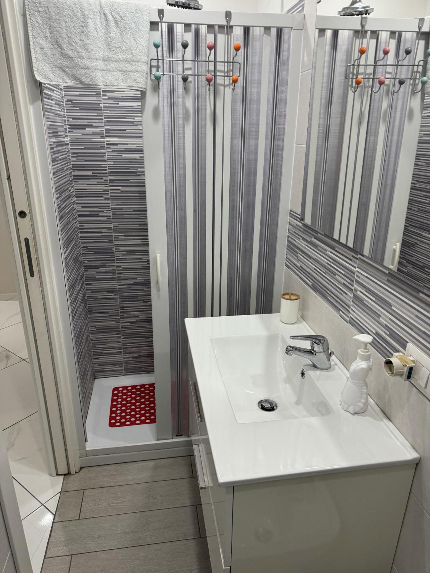 לינה וארוחת בוקר נאפולי Mignone Luxury House מראה חיצוני תמונה