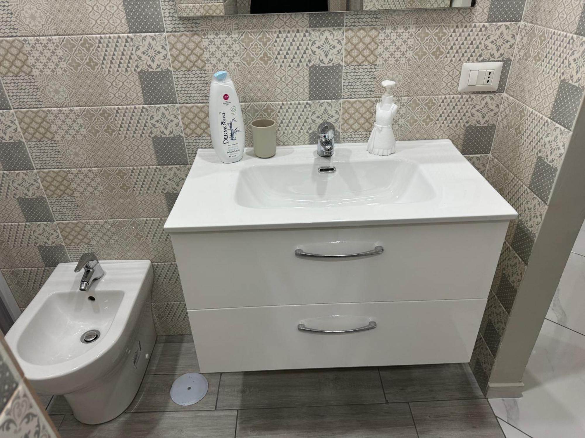 לינה וארוחת בוקר נאפולי Mignone Luxury House מראה חיצוני תמונה